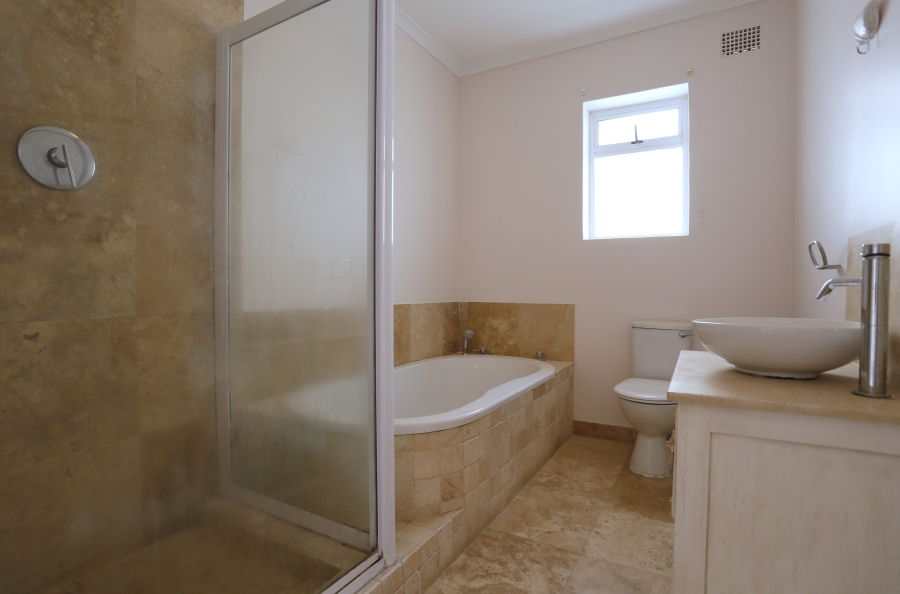 To Let 3 Bedroom Property for Rent in Fish Hoek Western Cape